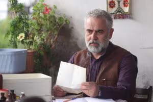 Printre străini Episodul 53 online subtitrat